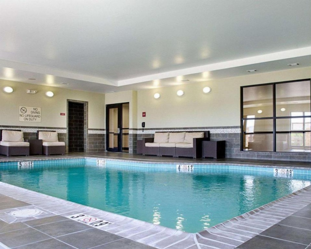 Comfort Suites Greenwood Main image